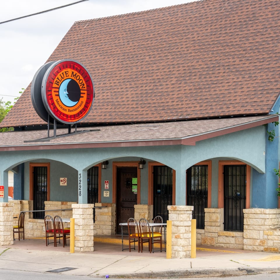 Welcome to Blue Moon Mexican Restaurant